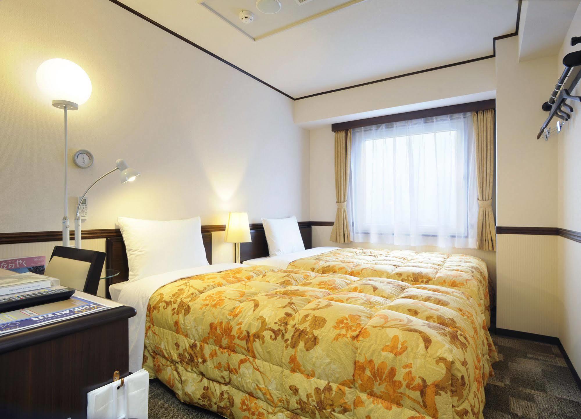 Toyoko Inn Osaka Jr Noda Ekimae Eksteriør billede
