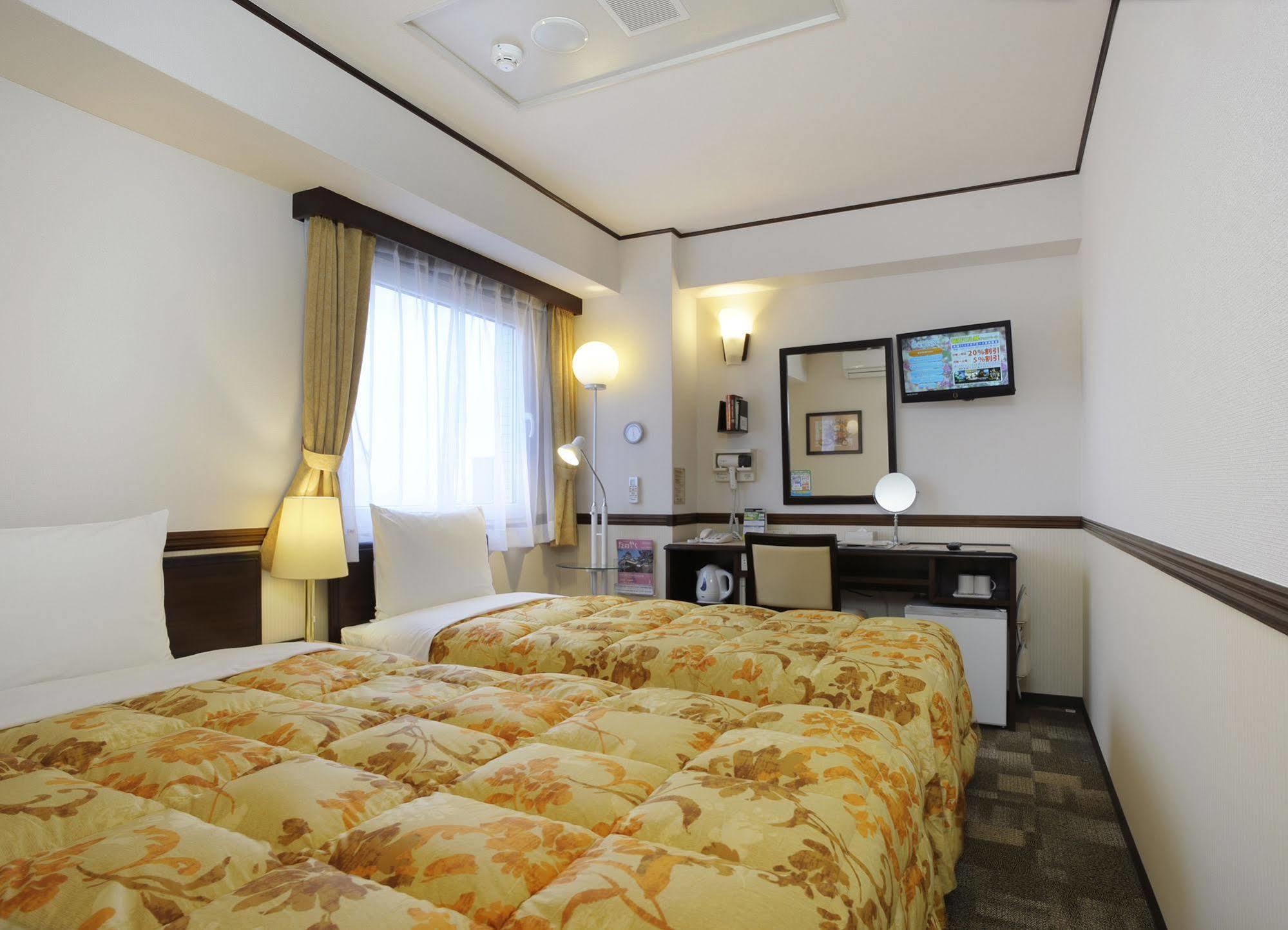 Toyoko Inn Osaka Jr Noda Ekimae Eksteriør billede
